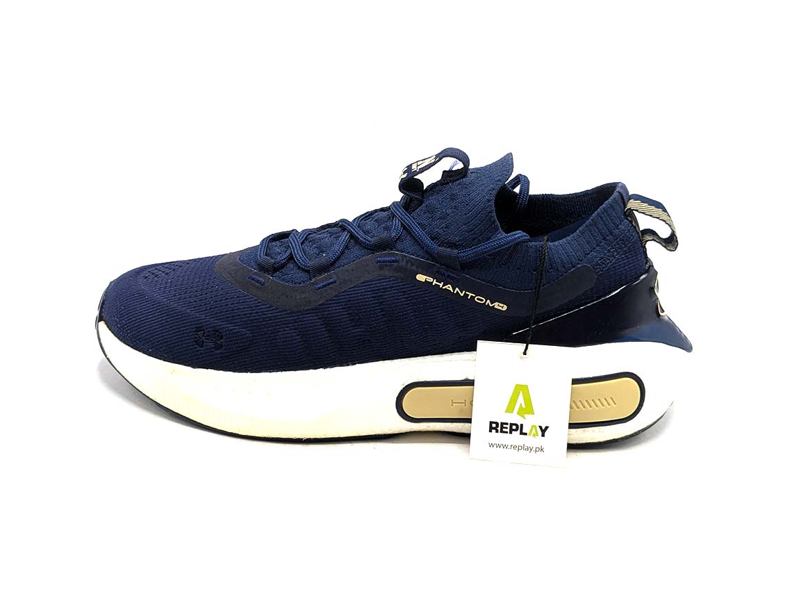 Under Armour Hovr+ Phantom 4