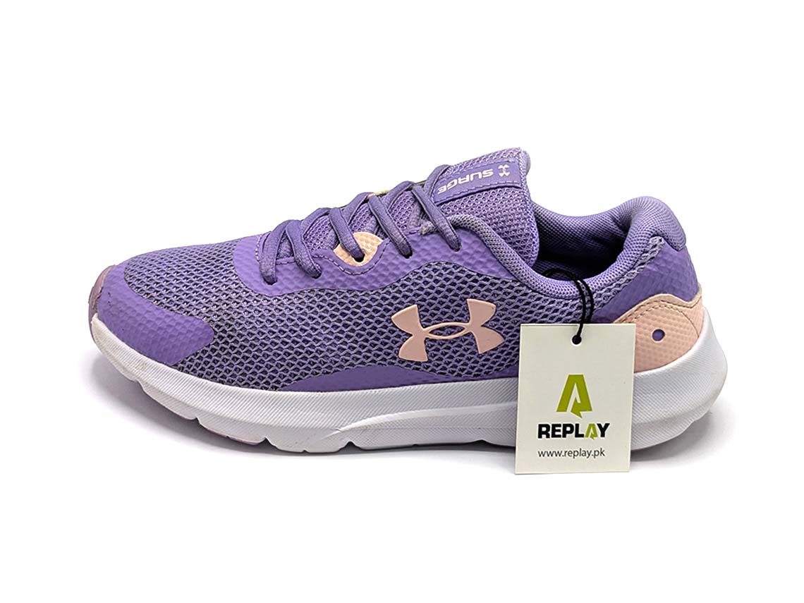 Under Armour Surge 3