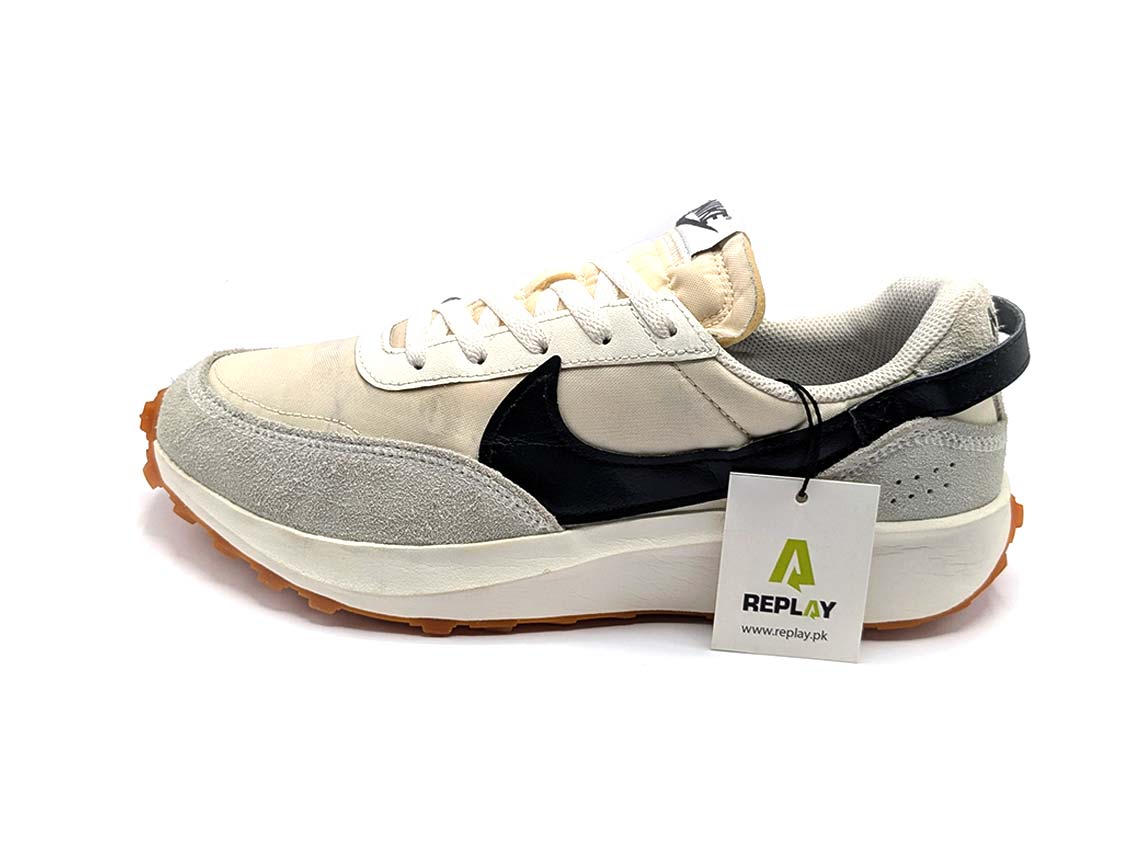 Nike Waffle Debut