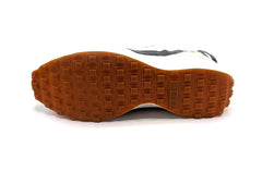 Nike Waffle Debut