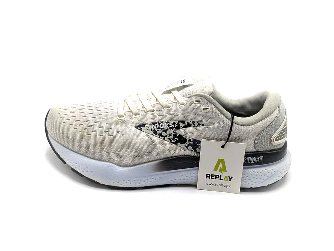Brooks Ghost 16