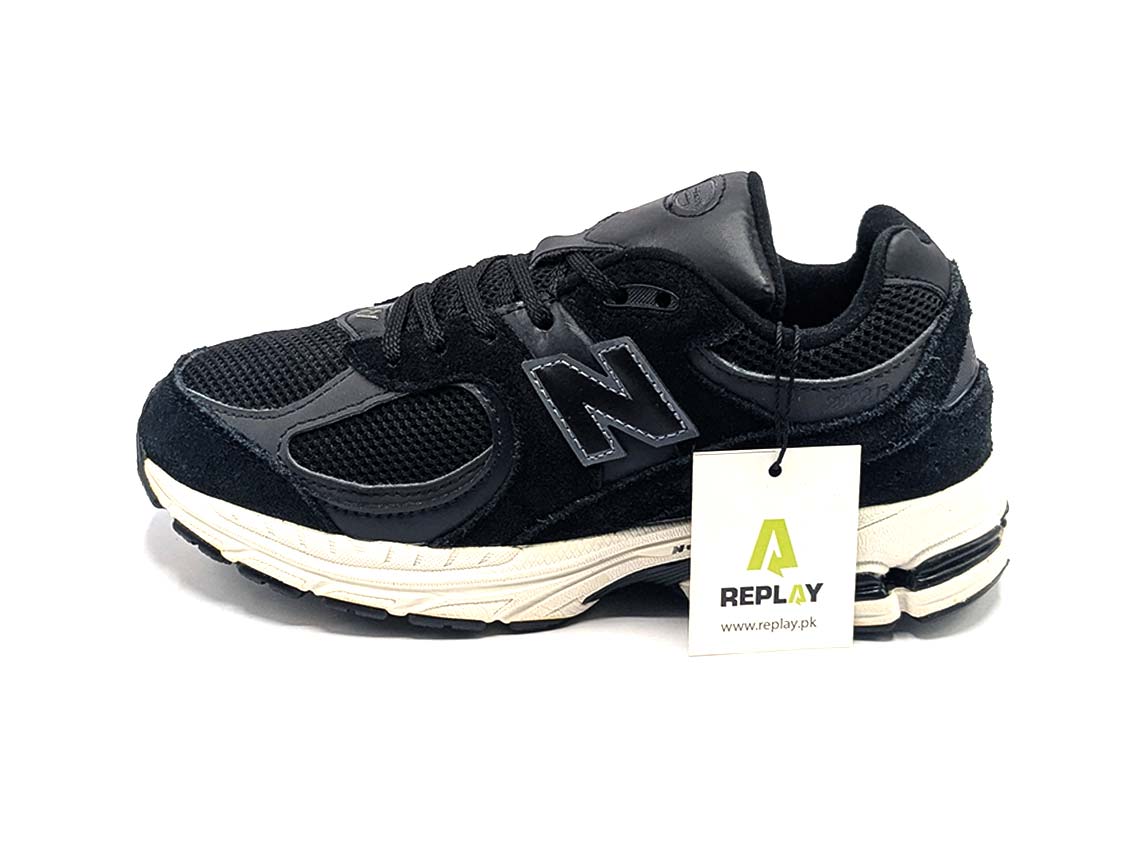New Balance 2002R