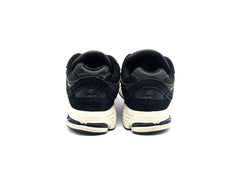 New Balance 2002R
