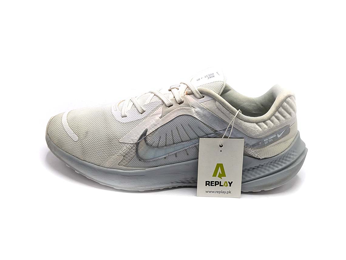 Nike Quest 5