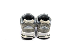 New Balance 2002R
