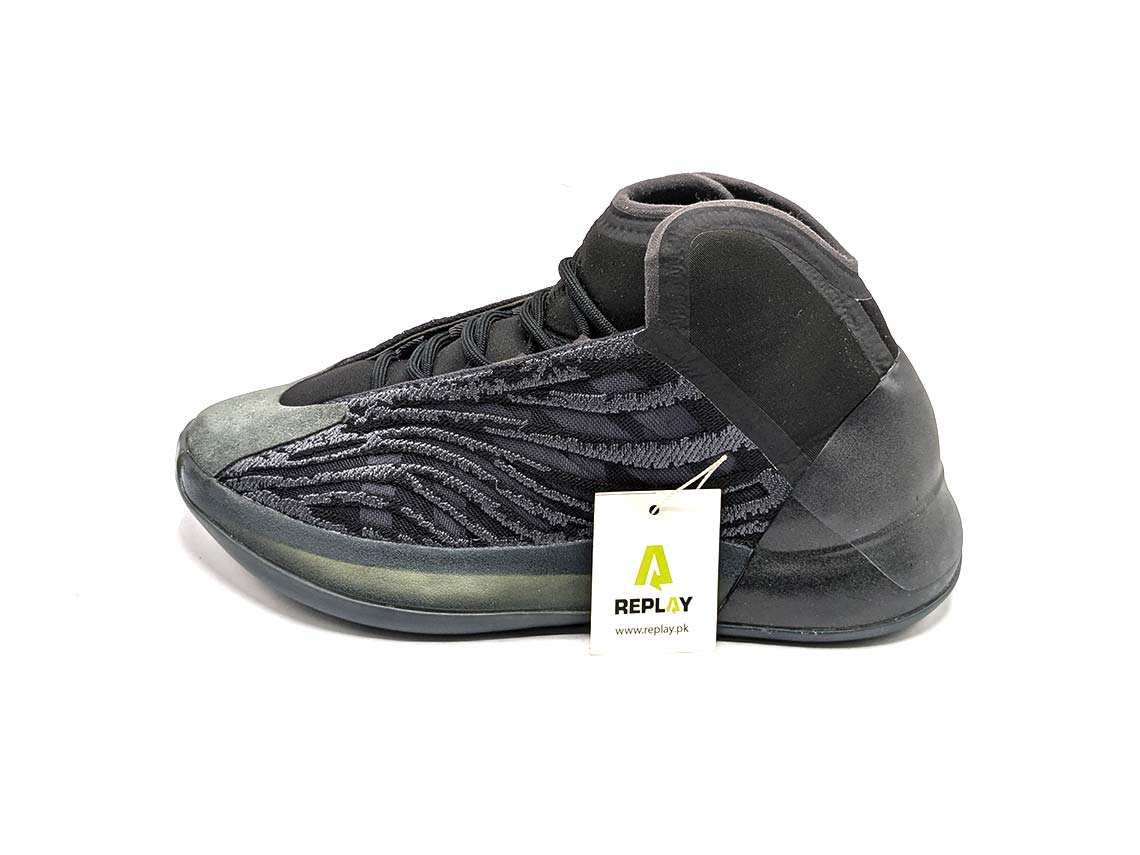 Adidas Yeezy QNTM "Onyx"