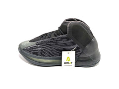 Adidas Yeezy QNTM "Onyx"