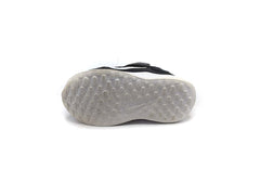 Nike Revolution 7