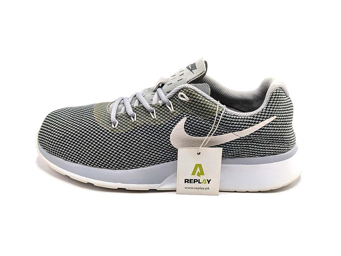 Nike Tanjun Racer