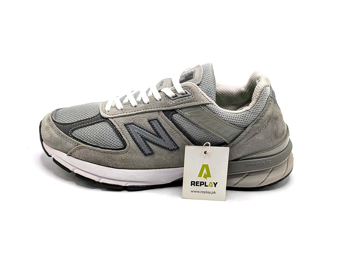 New Balance 990v