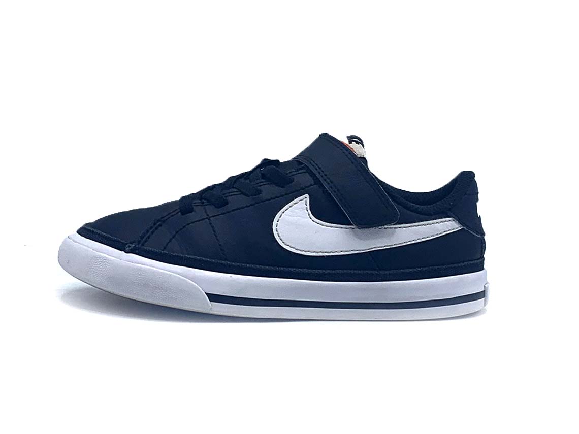 Nike Court Legacy