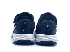Nike Revolution 6