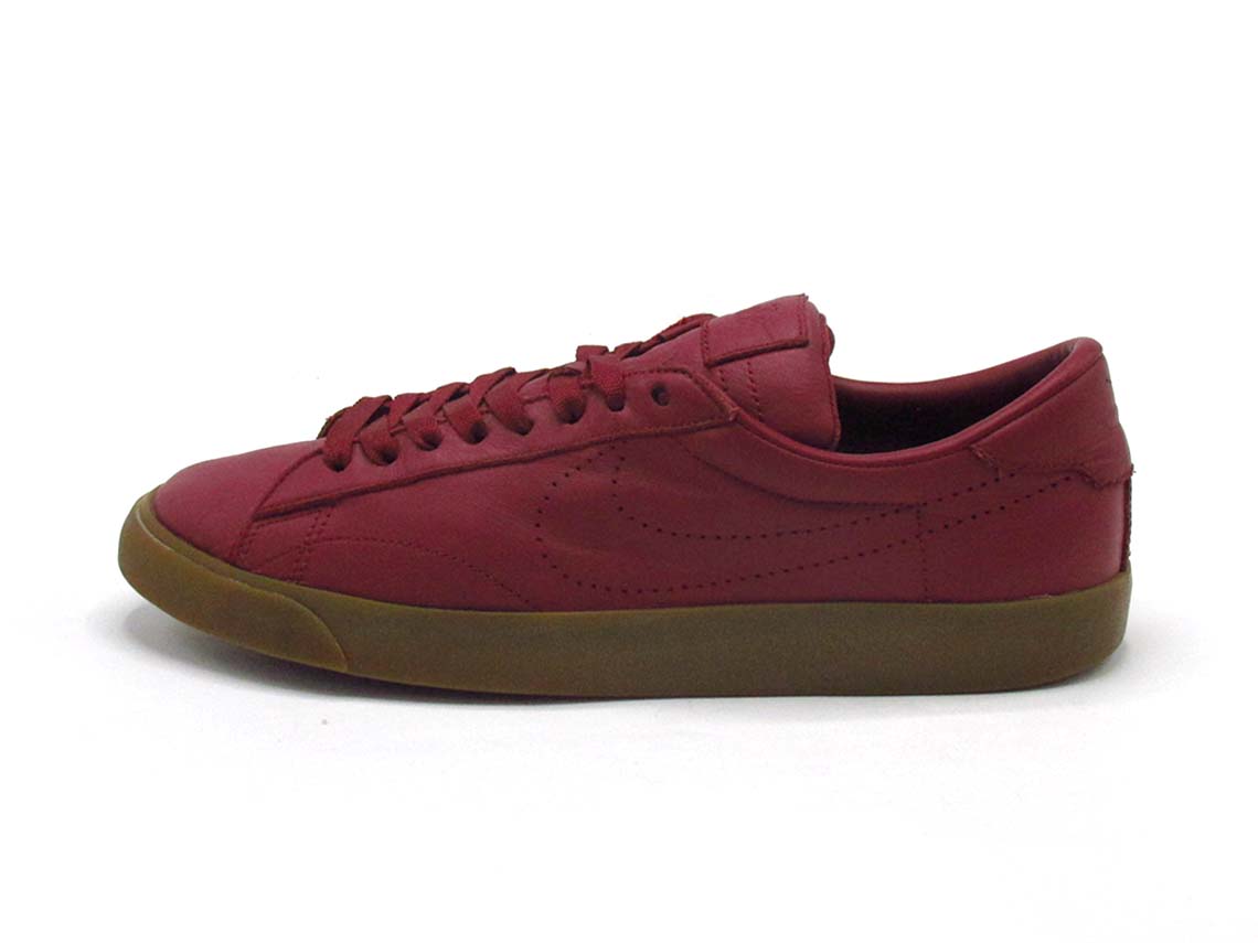 Nike Tennis Classic AC SP Maroon & Gum Light Brown