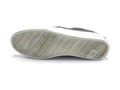 Toms