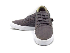 Toms