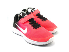 Nike Revolution 3