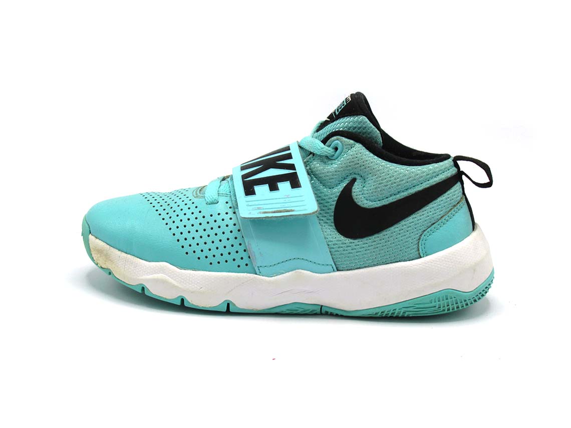 Nike Team Hustle D 8 Kids' Basketball