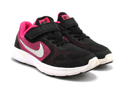 Nike Revolution 3