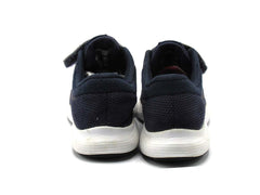 Nike Revolution 4