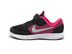 Nike Revolution 3