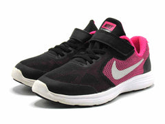 Nike Revolution 3