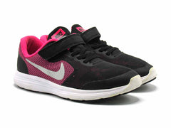 Nike Revolution 3